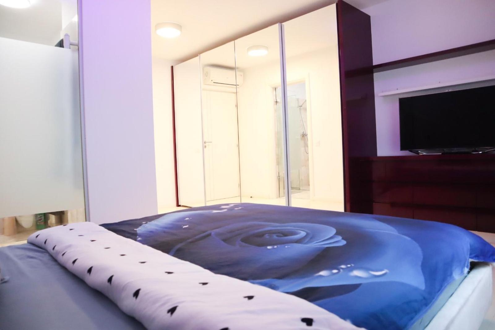 Central Apartament Bulevardul Decebal Букурещ Екстериор снимка